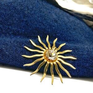 Vintage MCM Sarah Coventry Sunburst Brooch, Gold-Tone Crystal Brooch Renaissance